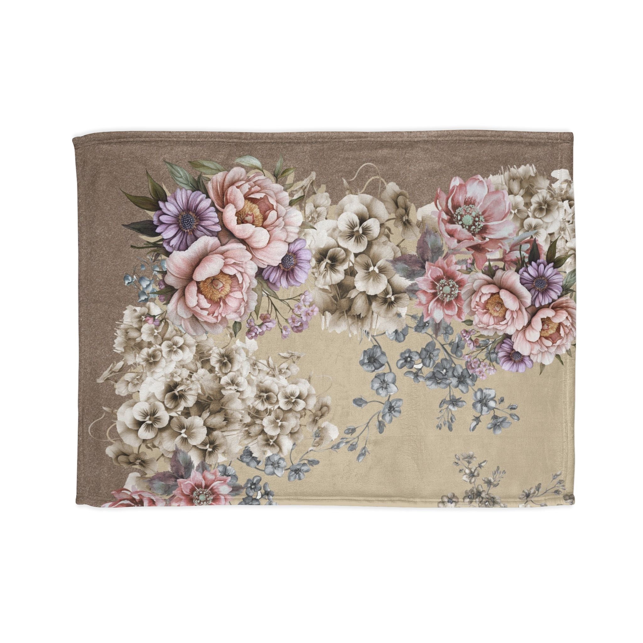 Floral Vintage Throw Blanket — Soft Polyester Floral Bouquet Blanket