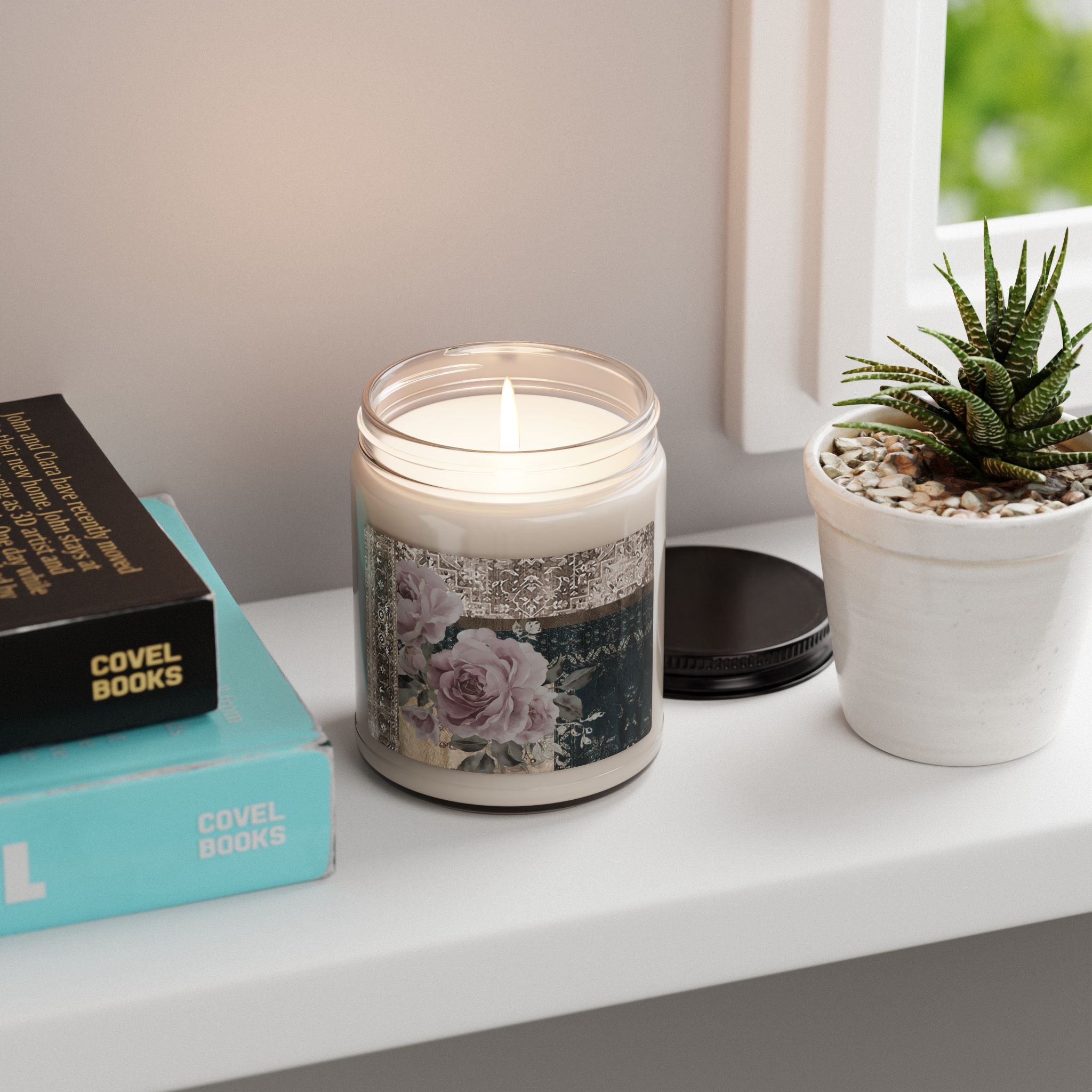 Vintage Rose Scented Soy Candle — 9oz Floral Aromatherapy Jar